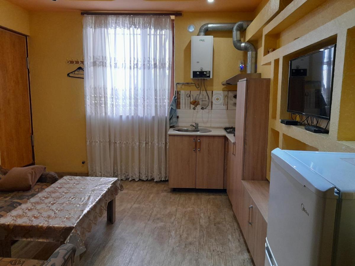 يريفان Guest House In Center المظهر الخارجي الصورة
